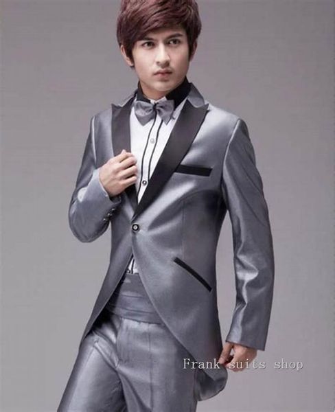 2020 последние coat pant designs shinny щепка грум tuxedo мужские свадебные костюмы формальные костюмы groomsmen черный край партия 2 шт, White;black
2020 последние coat pant designs shinny щепка грум tuxedo мужские свадебные костюмы формальные костюмы groomsmen черный край партия 2 шт, White;black