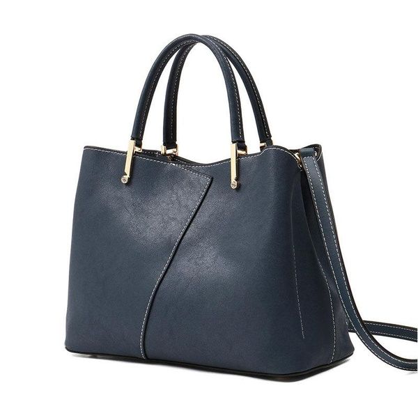 2020 one shoulder woman new bag leather europe and the united states fashion business large capacity
2020 one shoulder woman new bag leather europe and the united states fashion business large capacity