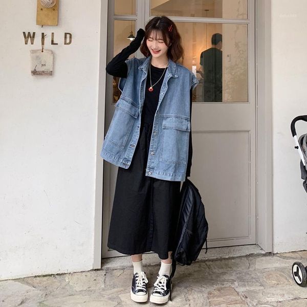 2020 autumn female long loose sleeveless single-breasted denim coat with pockets plus size turn-down collar women cotton jackets1, Black;brown
2020 autumn female long loose sleeveless single-breasted denim coat with pockets plus size turn-down collar women cotton jackets1, Black;brown