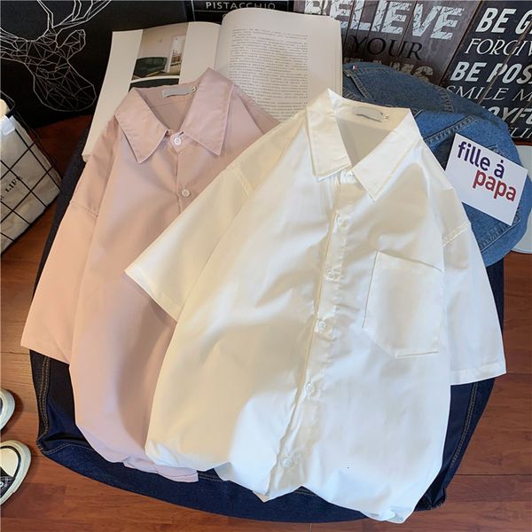 2020 summer new solid color short sleeve men's loose student jacket neutral chic shirt, White;black
2020 summer new solid color short sleeve men's loose student jacket neutral chic shirt, White;black
