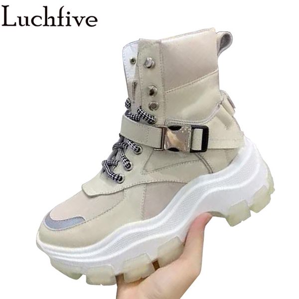 platform woman boots belt buckle lace up thick sole ankle boots black white high-help leather winter casual flat
platform woman boots belt buckle lace up thick sole ankle boots black white high-help leather winter casual flat