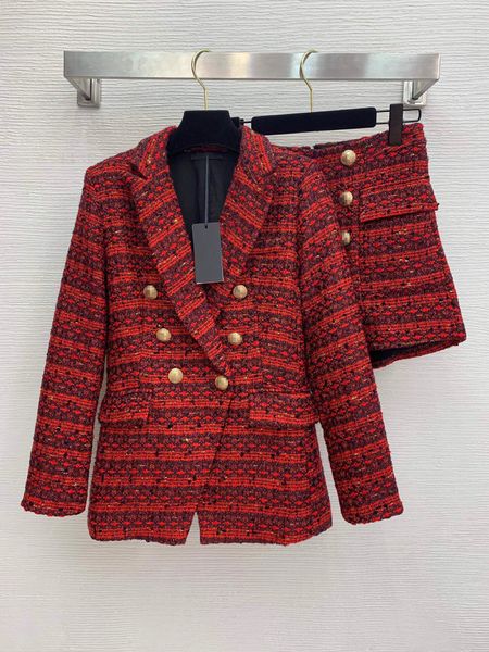 high end 2020 double breasted button gold thread woven fabric long sleeve suit jacket + shorts suit, Tan;black
high end 2020 double breasted button gold thread woven fabric long sleeve suit jacket + shorts suit, Tan;black