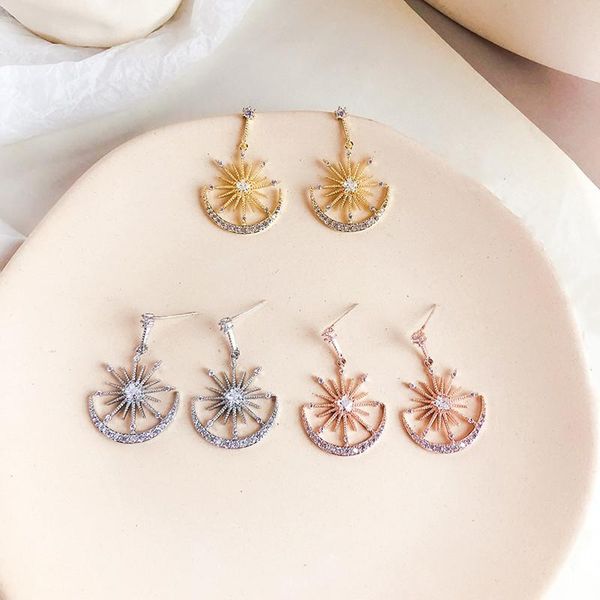 dominated 2020 simple temperament moon crystal compact delicate metal fashion women drop earrings, Silver
dominated 2020 simple temperament moon crystal compact delicate metal fashion women drop earrings, Silver