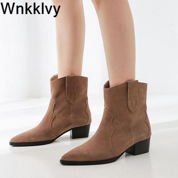 autumn winter short boots women pointed toe suede low heel retro shoes british style comfortable ankle botas 2020 zapatos mujer1, Black
autumn winter short boots women pointed toe suede low heel retro shoes british style comfortable ankle botas 2020 zapatos mujer1, Black