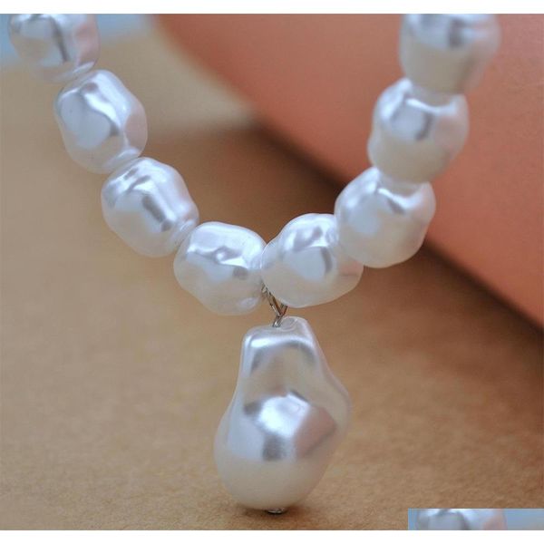 white pearl necklace female irregular shape pendant coarse neck choker accessories 668na, Silver
white pearl necklace female irregular shape pendant coarse neck choker accessories 668na, Silver
