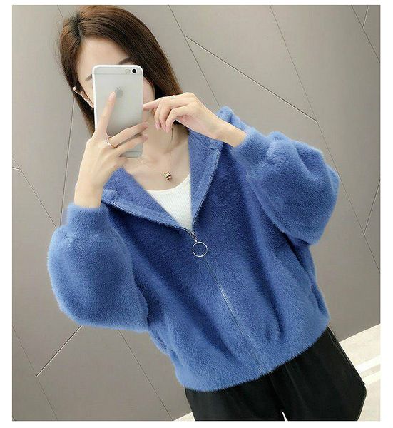 2020 european and american fashion women's autumn and winter wear faux mink long-sleeved hooded cold-proof and warm fur coat 88933, Black;brown
2020 european and american fashion women's autumn and winter wear faux mink long-sleeved hooded cold-proof and warm fur coat 88933, Black;brown