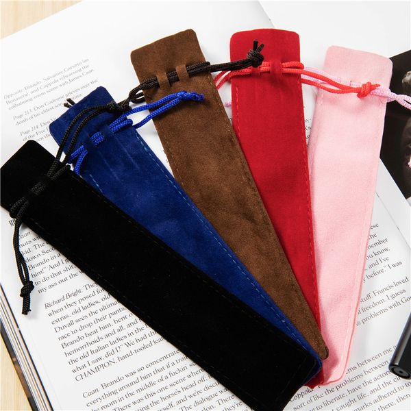2pcs/lot plush school pen bags fabric pencil bag etui a crayons cuir pencil pouch stifte tasche pencil case of fel school 04904
2pcs/lot plush school pen bags fabric pencil bag etui a crayons cuir pencil pouch stifte tasche pencil case of fel school 04904