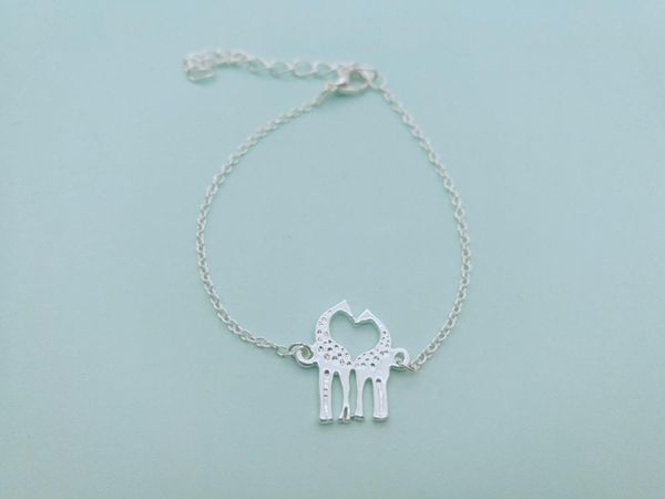 charm bracelets cute long deer bracelet heart loving giraffes lovely twin giraffe animal jewelry for couples, Golden;silver
charm bracelets cute long deer bracelet heart loving giraffes lovely twin giraffe animal jewelry for couples, Golden;silver