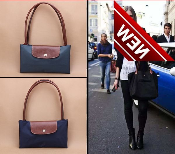 2022 famous brands women bags shoulder handbag waterproof nylon leather beach designer folding tote bolsa sac feminina
2022 famous brands women bags shoulder handbag waterproof nylon leather beach designer folding tote bolsa sac feminina
