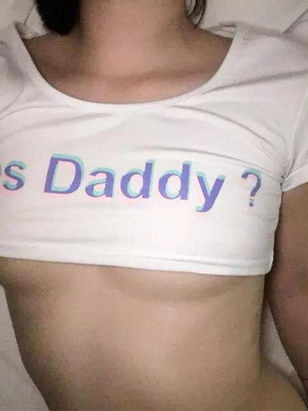 women letter print short sleeve yes daddy short sleeve crop running t shirt, Black;white
women letter print short sleeve yes daddy short sleeve crop running t shirt, Black;white