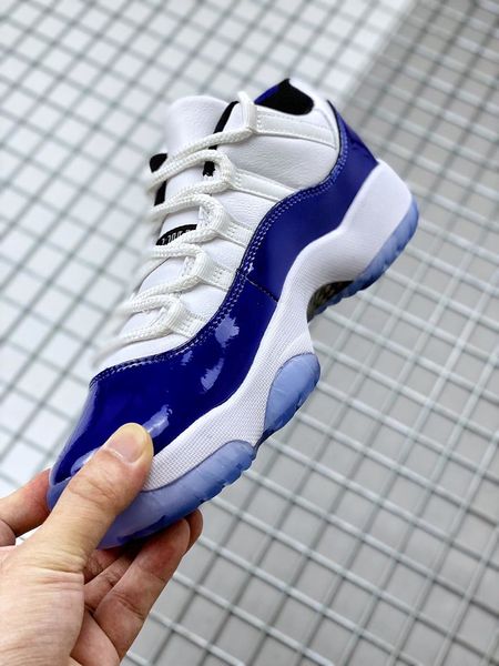 11 wmns low concord white black women men basketball shoes jumpman low 11s ladies sports mens trainer sneaker, White;red
11 wmns low concord white black women men basketball shoes jumpman low 11s ladies sports mens trainer sneaker, White;red