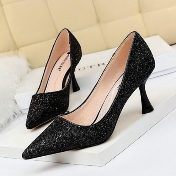 spring and autumn new ladies fashion high heels metal sequins shine shallow mouth pointed women's shoes large size1, Black
spring and autumn new ladies fashion high heels metal sequins shine shallow mouth pointed women's shoes large size1, Black
