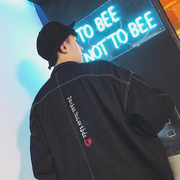 trendy bf style 2020 new teenagers male korean students cargo handsome loose embroidery denim jacket bat hip hop men jacket1, Black;brown
trendy bf style 2020 new teenagers male korean students cargo handsome loose embroidery denim jacket bat hip hop men jacket1, Black;brown