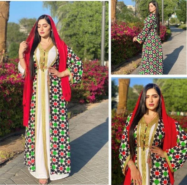 casual dresses 2021 est print jajabiya abaya two piece sets dubai arabic turkish noble kaftan long dress with red hijab muslim islamic1, Black;gray
casual dresses 2021 est print jajabiya abaya two piece sets dubai arabic turkish noble kaftan long dress with red hijab muslim islamic1, Black;gray