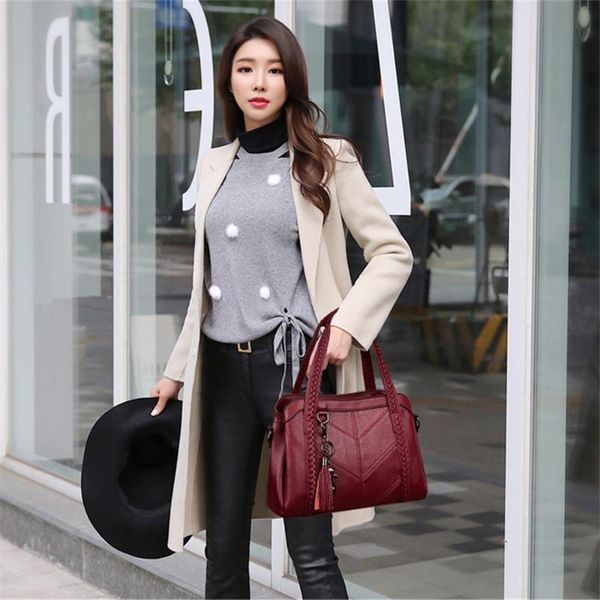 3 большой емкость карманы кисточки tote luxury spiraea женщина плечо сумка конструктора кожа высокого качества сумка cute cat
3 большой емкость карманы кисточки tote luxury spiraea женщина плечо сумка конструктора кожа высокого качества сумка cute cat