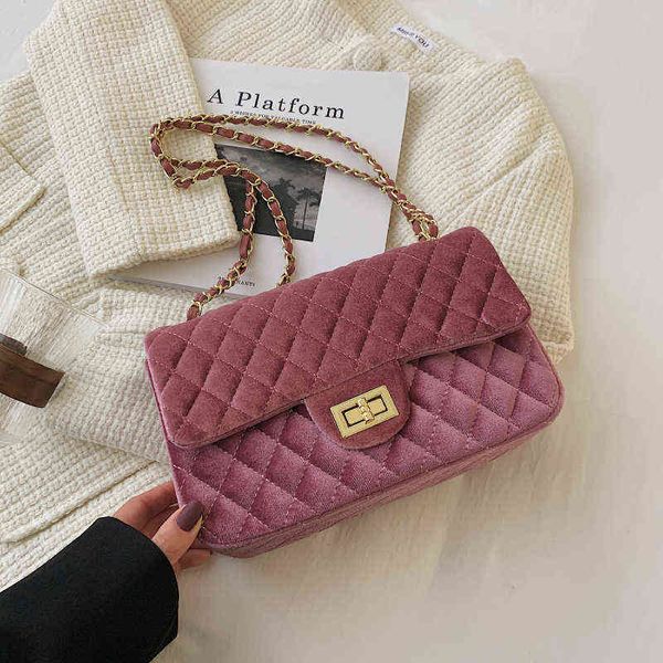 shopping bags luxury simple small golden velvet flap crossbody for women 2021 winter fashion chain shoulder handbags and purses 7744 220304
shopping bags luxury simple small golden velvet flap crossbody for women 2021 winter fashion chain shoulder handbags and purses 7744 220304
