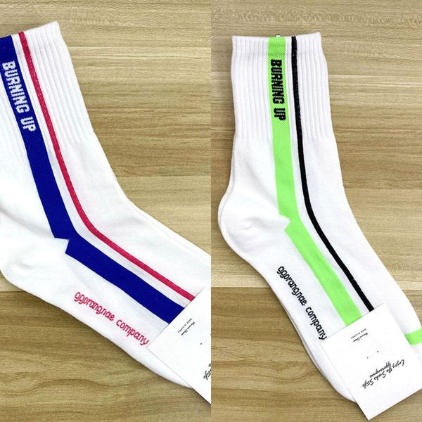 2020 new fluorescent vertical bar letter thread mouth women's medium tube cotton cotton socks and socks dwcrm, Black
2020 new fluorescent vertical bar letter thread mouth women's medium tube cotton cotton socks and socks dwcrm, Black