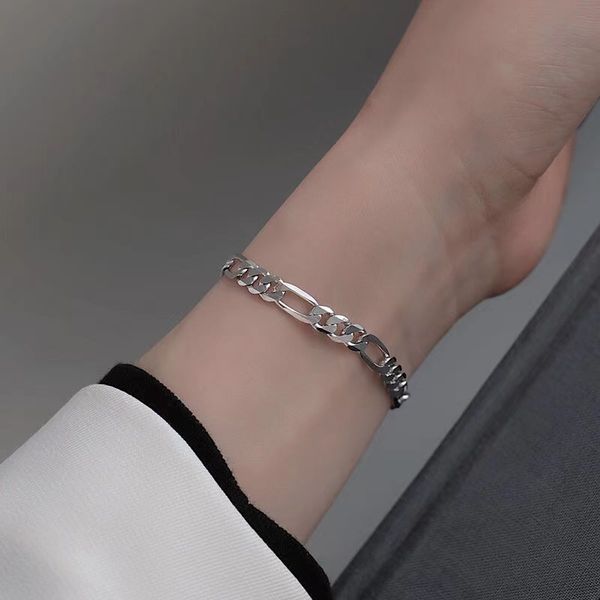 1pc tank pattern frigid wind white gold bracelet female simple fashion couple chain retro bracelets, Black
1pc tank pattern frigid wind white gold bracelet female simple fashion couple chain retro bracelets, Black
