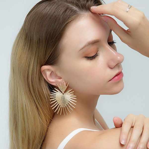 fashion gold exaggerated metal earrings stylish creative dangle earrings for women1, Silver
fashion gold exaggerated metal earrings stylish creative dangle earrings for women1, Silver