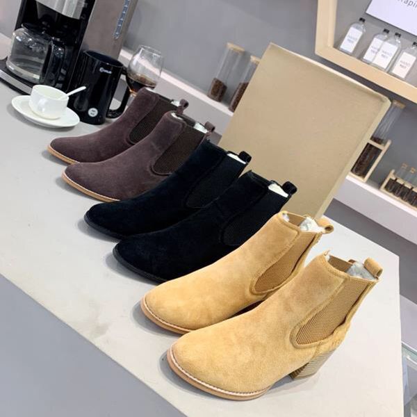 luxury designer women booties fashion australia classic short boot winter ankle boots luxury women booties designer snow boots chunky heel, Black
luxury designer women booties fashion australia classic short boot winter ankle boots luxury women booties designer snow boots chunky heel, Black