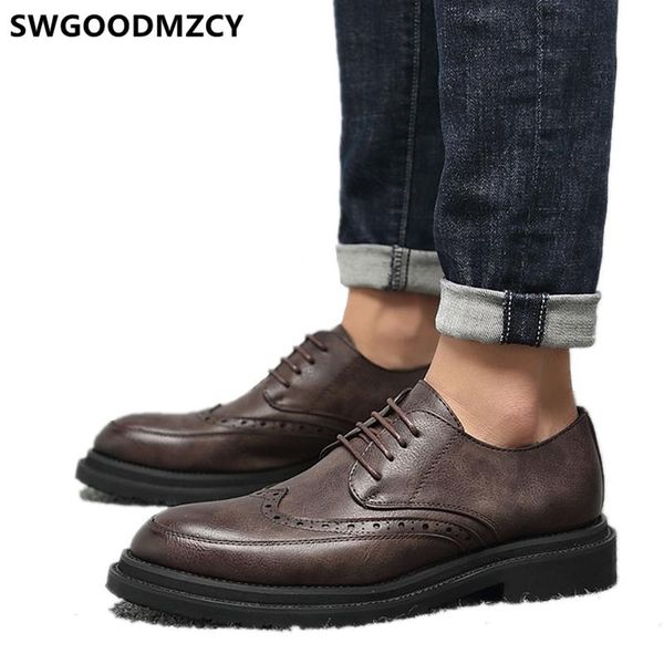 men wedding dress shoes evening dress italian brand brogue shoes men formal coiffeur official for leather buty, Black 
men wedding dress shoes evening dress italian brand brogue shoes men formal coiffeur official for leather buty, Black