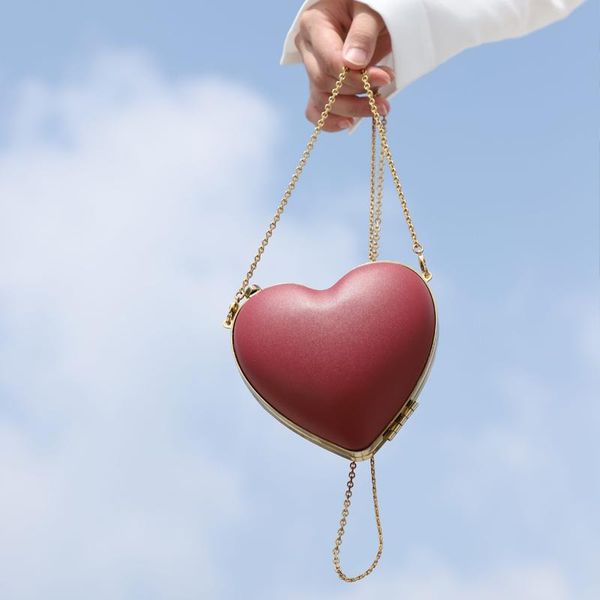 evening bags heart shaped chain shoulder purse day clutch bags for wedding party banquet bag clip personality love handbag
evening bags heart shaped chain shoulder purse day clutch bags for wedding party banquet bag clip personality love handbag
