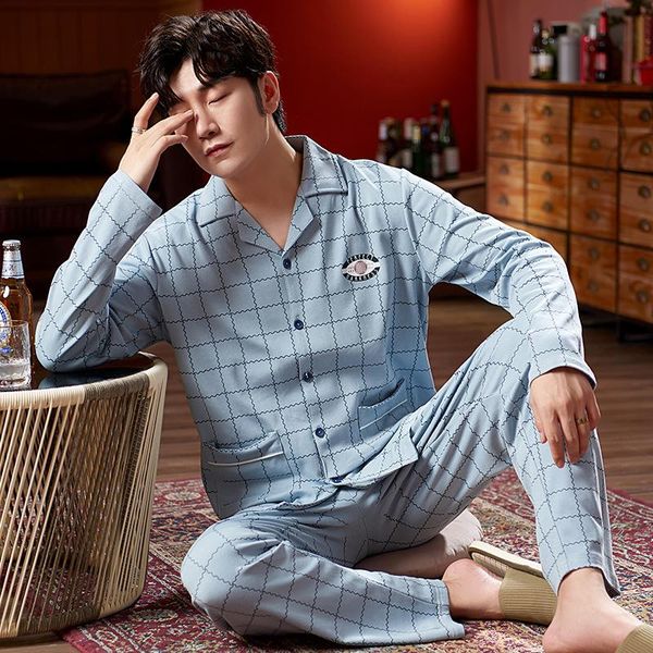 men's sleepwear pajamas long-sleeved pure cotton spring and autumn plaid casual large size cardigan suit thin ensemble homme 2021, Black;brown
men's sleepwear pajamas long-sleeved pure cotton spring and autumn plaid casual large size cardigan suit thin ensemble homme 2021, Black;brown