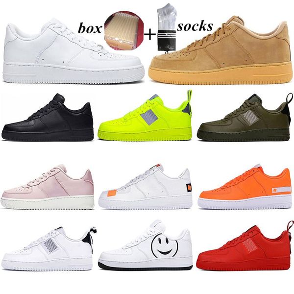 with box 2021 low cut utility black dunk 1 casual running shoes classic men women skateboarding flat white wheat trainers sports sneakers
with box 2021 low cut utility black dunk 1 casual running shoes classic men women skateboarding flat white wheat trainers sports sneakers