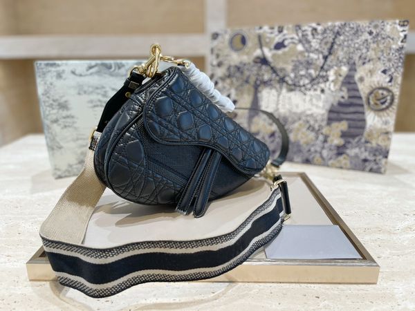 2020 trend ladies wallet fashion embroidery shoulder bag messenger bag lady handbag crossbody clutch bags
2020 trend ladies wallet fashion embroidery shoulder bag messenger bag lady handbag crossbody clutch bags