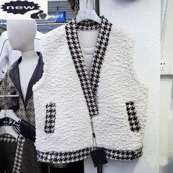 new winter splice tweed lattice vets women v neck loose fit faux lamb wool cardigan waistcoat fashion ladies sleeveless jacket1, Black;white 
new winter splice tweed lattice vets women v neck loose fit faux lamb wool cardigan waistcoat fashion ladies sleeveless jacket1, Black;white