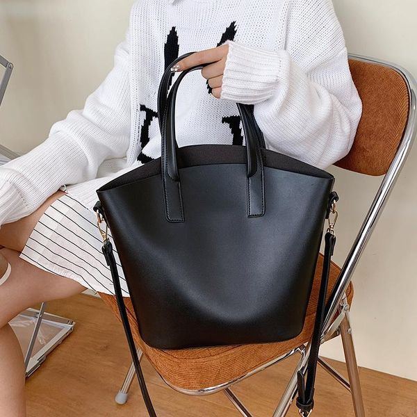 new unique design autumn/winter handbags 2020 new fashion large capacity bucket bag 2in1 shoulder messenger bag handbag
new unique design autumn/winter handbags 2020 new fashion large capacity bucket bag 2in1 shoulder messenger bag handbag
