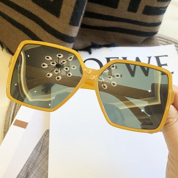 2020 fashion oversized square sunglasses for women vintage gradient black yellow sun glasses men retro brand white big shades1, White;black
2020 fashion oversized square sunglasses for women vintage gradient black yellow sun glasses men retro brand white big shades1, White;black