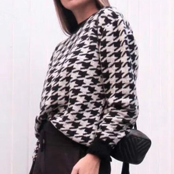 casual houndstooth lady pullover 2020 women sweater geometric khaki knitted sweater female autumn winter retro jumper g2114, White;black
casual houndstooth lady pullover 2020 women sweater geometric khaki knitted sweater female autumn winter retro jumper g2114, White;black