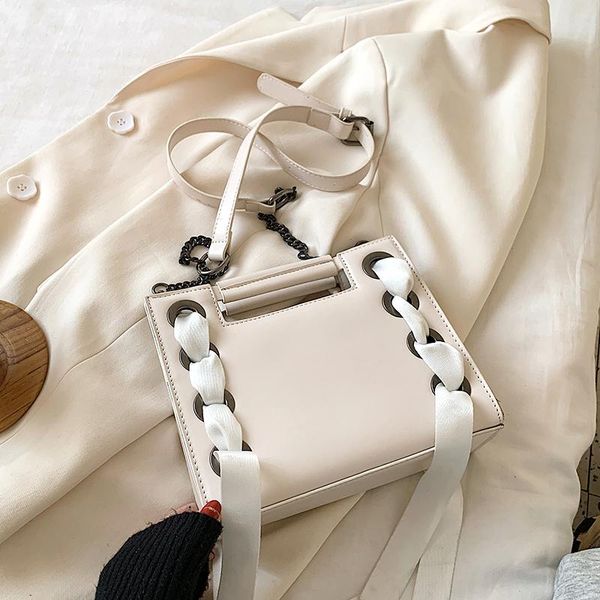 cross body yanigelan fashion retro women ribbon handbags ladies leather square small crossbody bags 2021 women's luxury phone shoulder
cross body yanigelan fashion retro women ribbon handbags ladies leather square small crossbody bags 2021 women's luxury phone shoulder