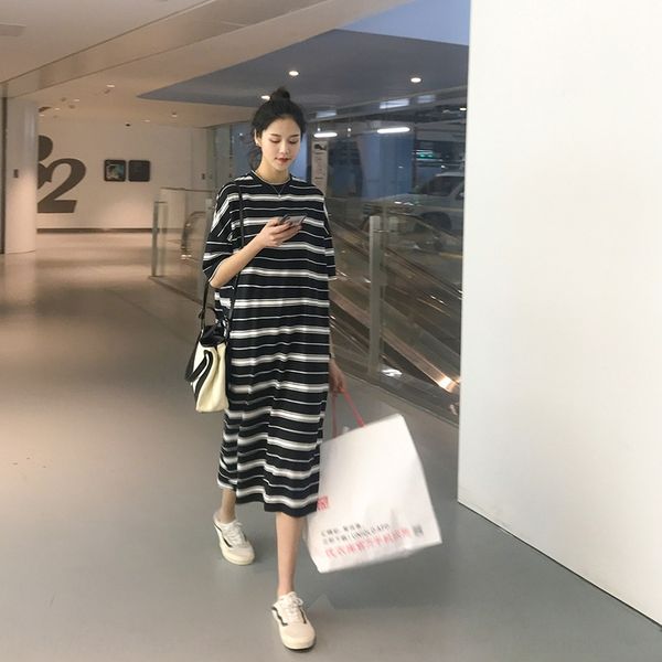 a3gyo stripes loose skirt summer long skirt long new fashion women's loose and thin large short sleeve medium length dress is 2020 box6, Black;gray
a3gyo stripes loose skirt summer long skirt long new fashion women's loose and thin large short sleeve medium length dress is 2020 box6, Black;gray