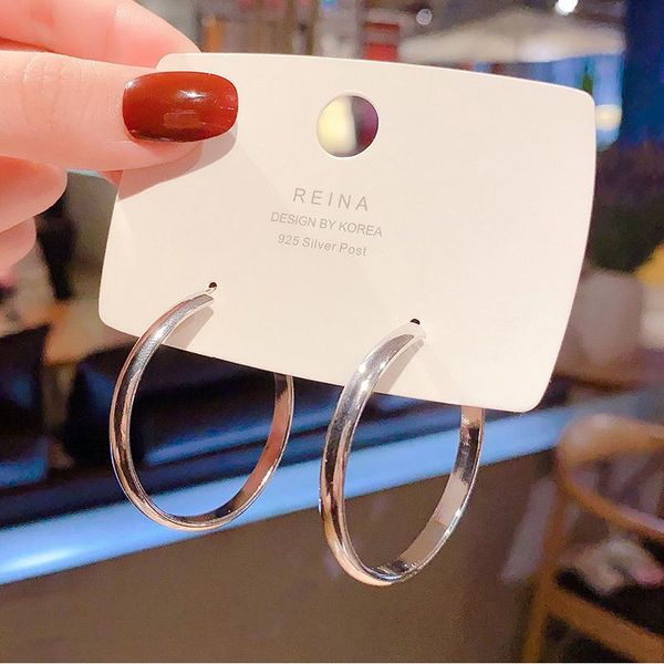 hoop & huggie geometric simple round circle earrings for women fashion korean style ear jewelry gold silver color alloy pendientes c002, Golden;silver
hoop & huggie geometric simple round circle earrings for women fashion korean style ear jewelry gold silver color alloy pendientes c002, Golden;silver