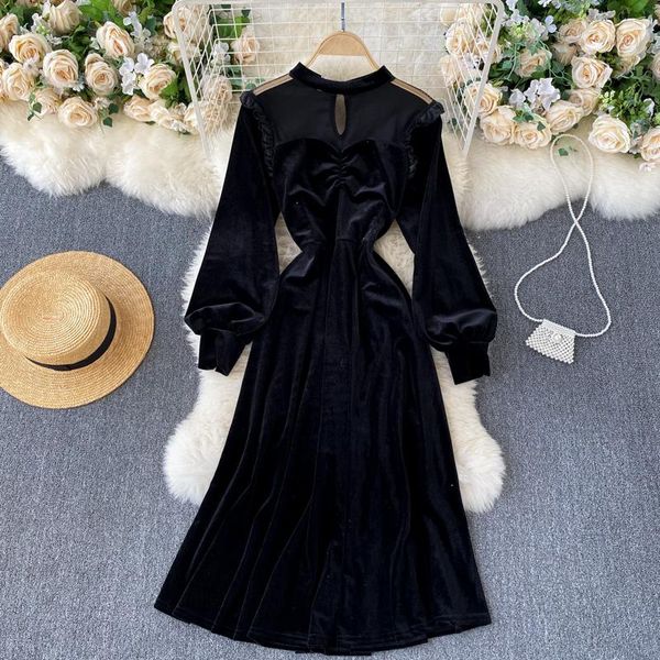autumn winter black velvet party dress women elegant round neck lantern long sleeve mesh patchwork midi vestidos female fashion, Black;gray
autumn winter black velvet party dress women elegant round neck lantern long sleeve mesh patchwork midi vestidos female fashion, Black;gray