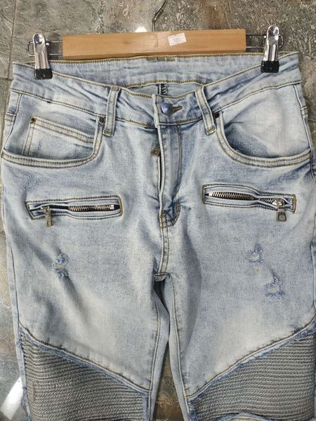new designer mens jeans ripped blue stripe vintage style causal fashion mens jeans slim motorcycle biker mens hip hop pants w29-w40
new designer mens jeans ripped blue stripe vintage style causal fashion mens jeans slim motorcycle biker mens hip hop pants w29-w40