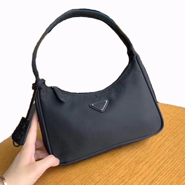 solds womens bags designers handbags purses brand fashion luxury woman bags nylon shoulder tote bag handbagstore888 jesse231 xuxu985
solds womens bags designers handbags purses brand fashion luxury woman bags nylon shoulder tote bag handbagstore888 jesse231 xuxu985