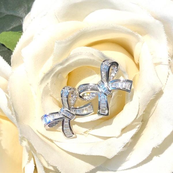Women's classic fashion full zircon bow earrings S925 sterling silver original high-quality jewelry logo gift, Golden;silver
Women's classic fashion full zircon bow earrings S925 sterling silver original high-quality jewelry logo gift, Golden;silver