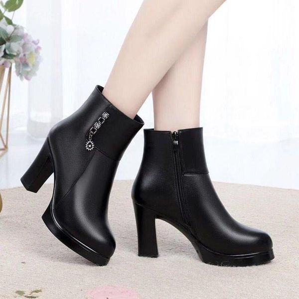 boots fashion crystal ankle boots, women's leather banquet shoes 2021 spring autumn high heels, platform heels size 43, Black
boots fashion crystal ankle boots, women's leather banquet shoes 2021 spring autumn high heels, platform heels size 43, Black