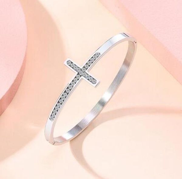 charm bracelets cross bangle for women shinny bling crystals elegant wedding jewelry, Golden;silver
charm bracelets cross bangle for women shinny bling crystals elegant wedding jewelry, Golden;silver