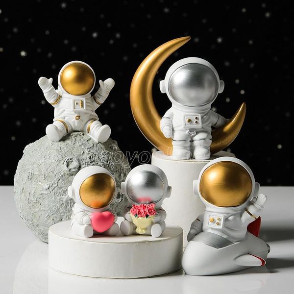 2021 creative resin space astronaut ornaments desk soft outfit studio bookcase modern home valentine's day gift
2021 creative resin space astronaut ornaments desk soft outfit studio bookcase modern home valentine's day gift