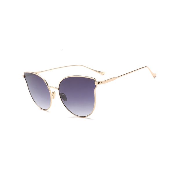 2021 summer eyewear new large frame men and women color gradient fashion wear sunglasses d7007-5 82n1, White;black
2021 summer eyewear new large frame men and women color gradient fashion wear sunglasses d7007-5 82n1, White;black