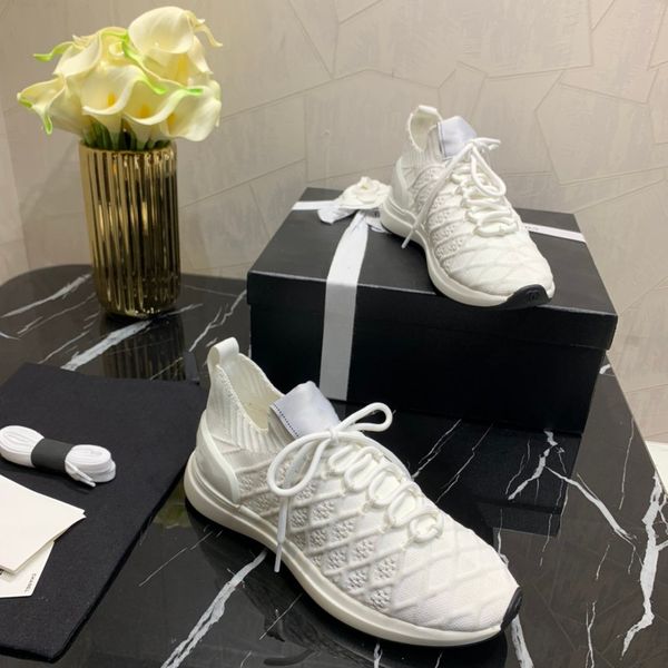 summer new sports shoes ladies breathable outdoor sports shoes ladies lace-up sports shoes size 35-41, Black
summer new sports shoes ladies breathable outdoor sports shoes ladies lace-up sports shoes size 35-41, Black