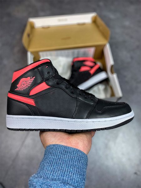 new jumpman 1 i black red high 1s men women basketball shoes mens trainers designer sports sneakers chaussures us5.5-12, White;red
new jumpman 1 i black red high 1s men women basketball shoes mens trainers designer sports sneakers chaussures us5.5-12, White;red