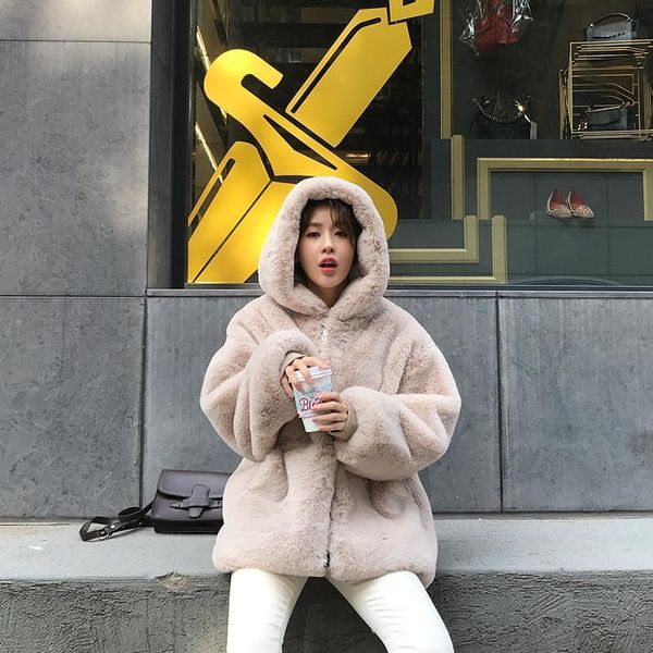 winter 2020 women's new korean imitation fur coat fashion trend women's plush coat loose thick warm hooded woolen a2741, Black
winter 2020 women's new korean imitation fur coat fashion trend women's plush coat loose thick warm hooded woolen a2741, Black