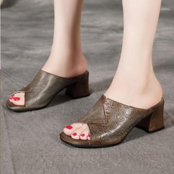 yourseason handmade women retro slippers genuine leather slides sewing female casual summer shoes 2020 new1, Black
yourseason handmade women retro slippers genuine leather slides sewing female casual summer shoes 2020 new1, Black