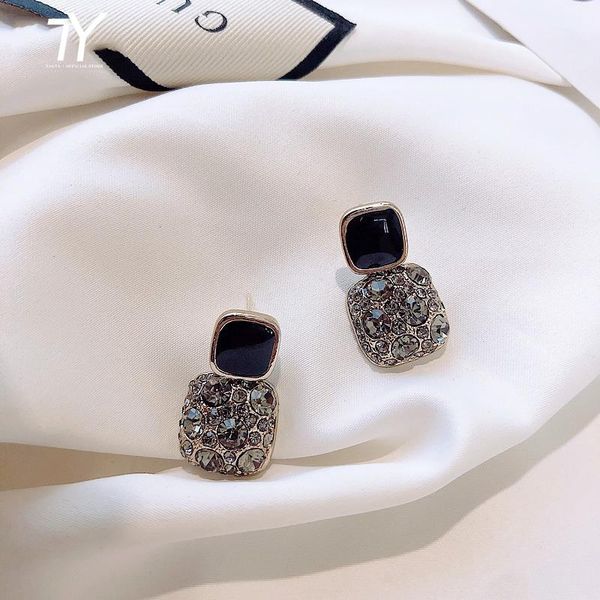 retro court style grey crystal small square earrings european and american fashion simple ladies earrings female, Golden;silver
retro court style grey crystal small square earrings european and american fashion simple ladies earrings female, Golden;silver