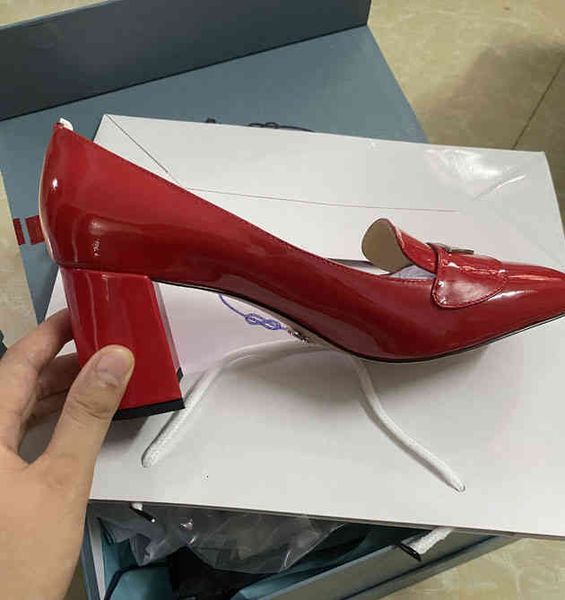 fashion luxury big designer height 7.0cm nude large sole high heels with black silver wedding bottoming shoes women's square head
fashion luxury big designer height 7.0cm nude large sole high heels with black silver wedding bottoming shoes women's square head